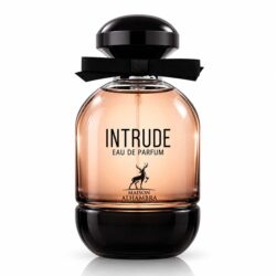 L’Intrude Maison Alhambra 100ml est un parfum femme floral, fruité et chaleureux. La poire et la bergamote ouvrent sur un cœur de tubéreuse, fleur d’oranger et jasmin Sambac, avant un fond de vanille, patchouli, ambroxan et vétiver. L’Intrude Maison Alhambra 100ml est un parfum femme floral, fruité et chaleureux. La poire et la bergamote ouvrent sur un cœur de tubéreuse, fleur d’oranger et jasmin Sambac, avant un fond de vanille, patchouli, ambroxan et vétiver.